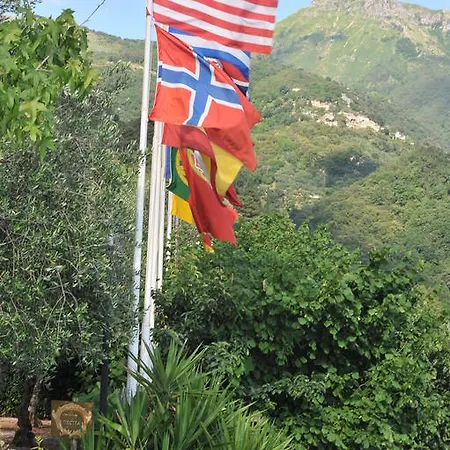 Hotel Podere Il Riposo Camaiore